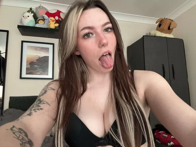 I just want to swallow like a good girl