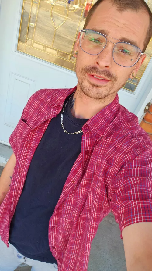 Let's be best friends? :) Just wanted to share some cuteness with y'all 😌😳