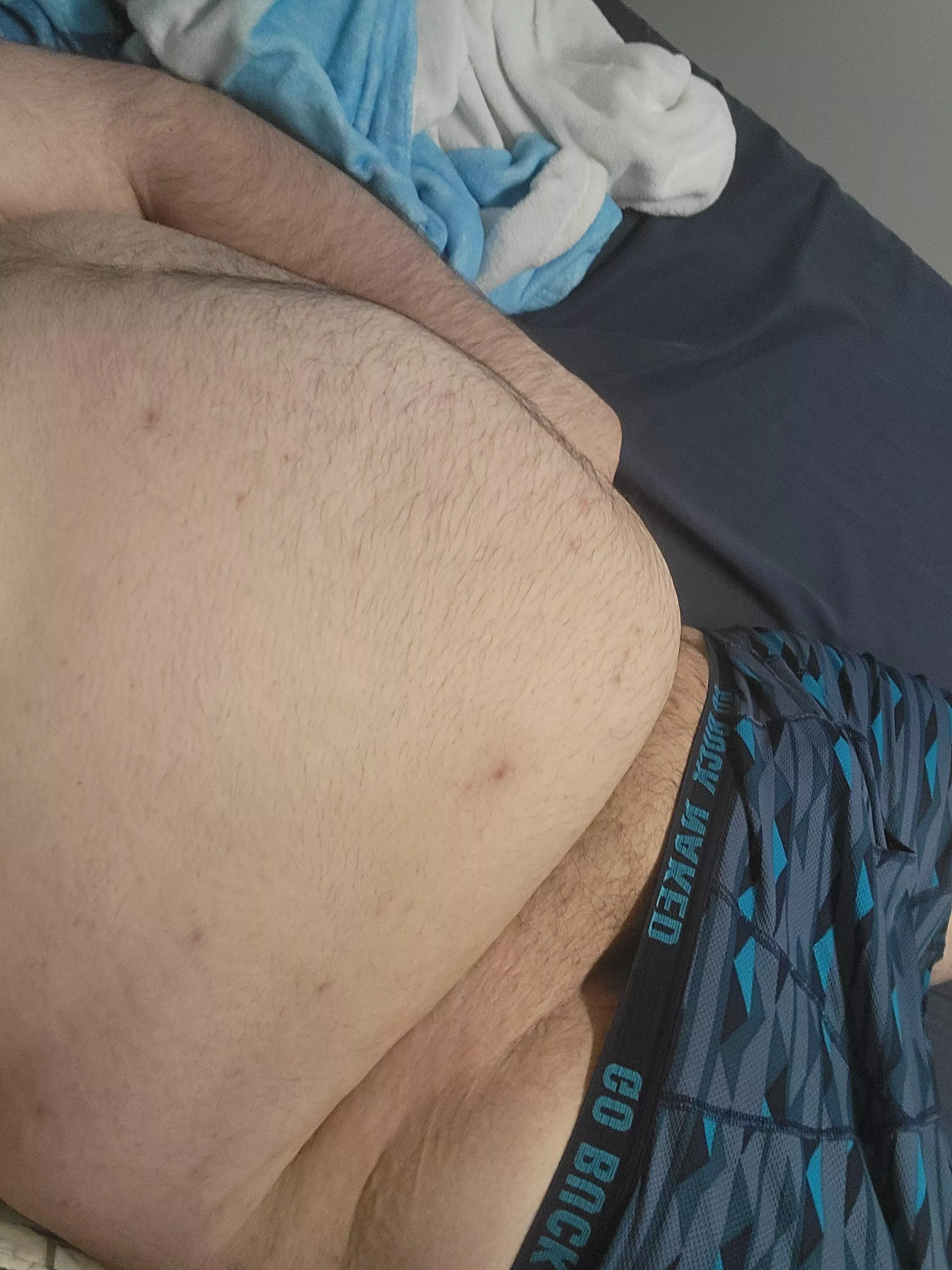 Should I let the bulge out? 😘
