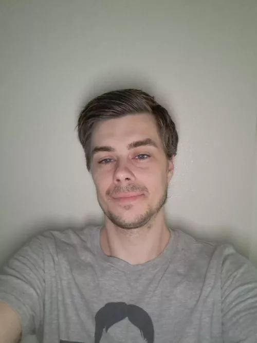 Straight guy wants to be with femboy 🔥