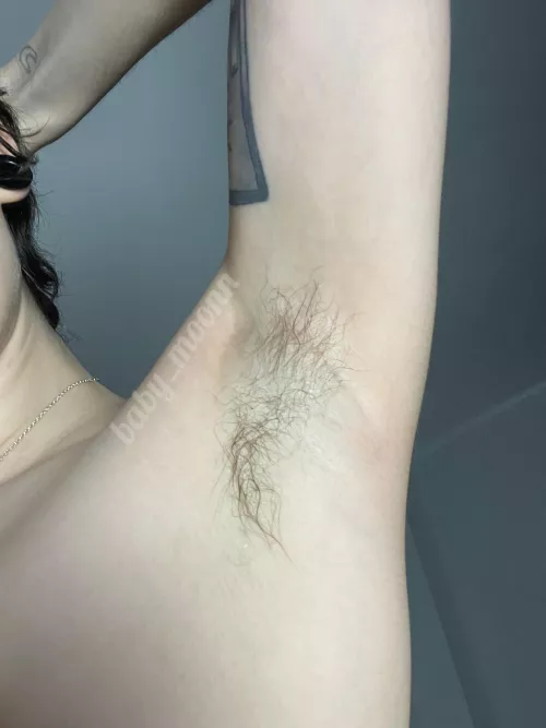 Sweaty after my workout 👃