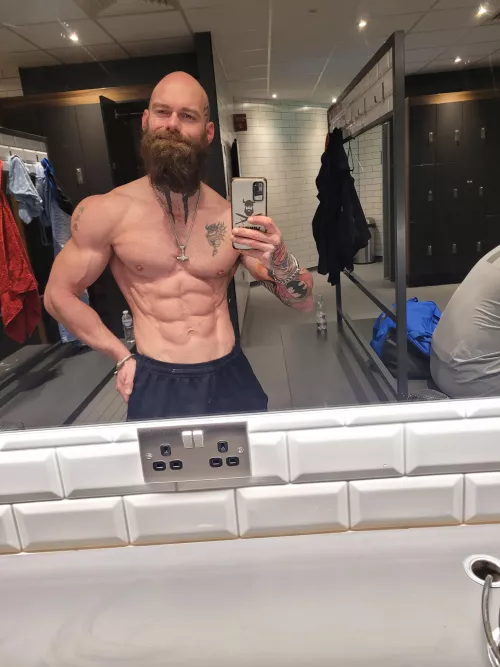 the lack of face got reported in the last. sorry to offend you all! here's a better one [m]