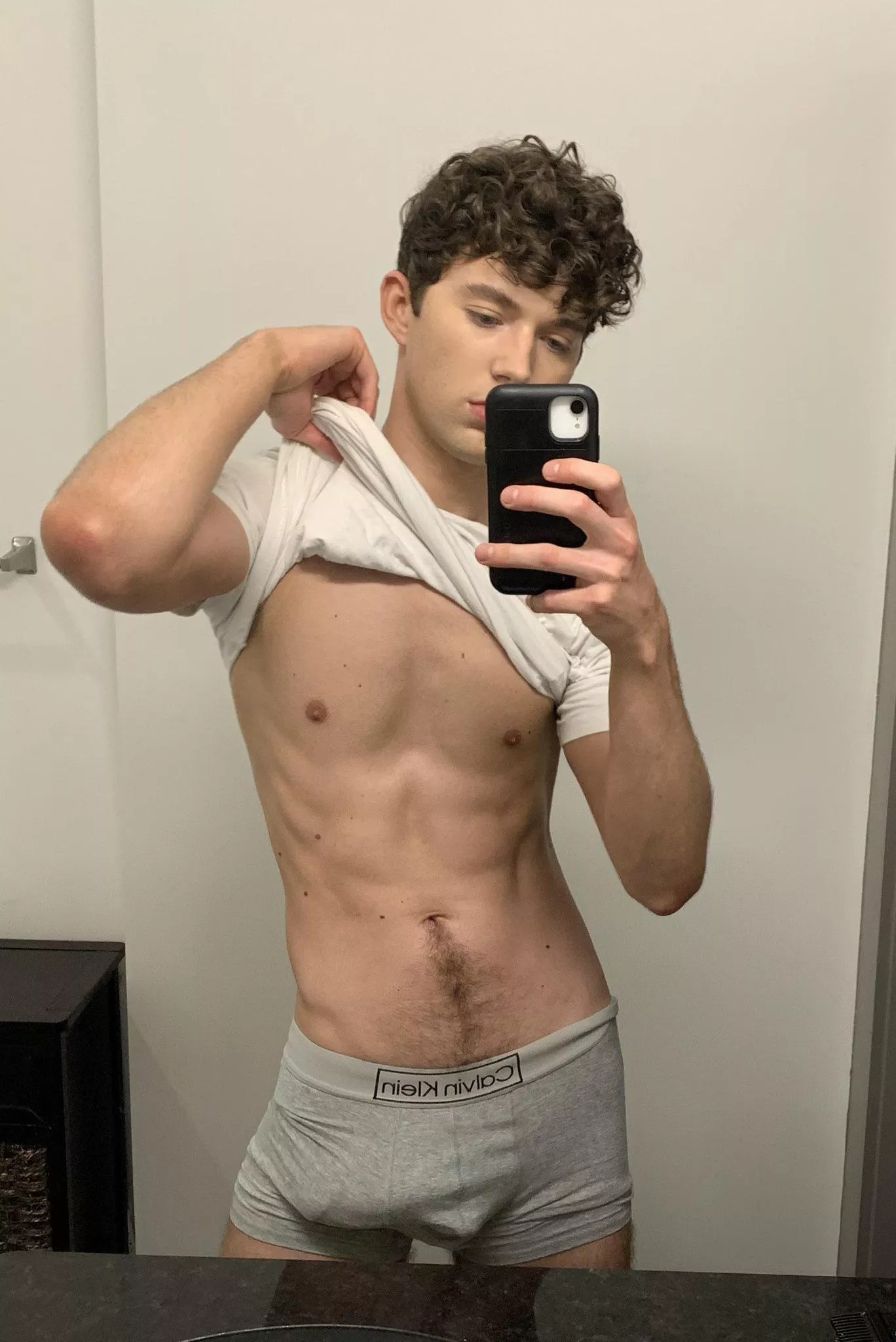 Who’s gunna let me rub it in their face?