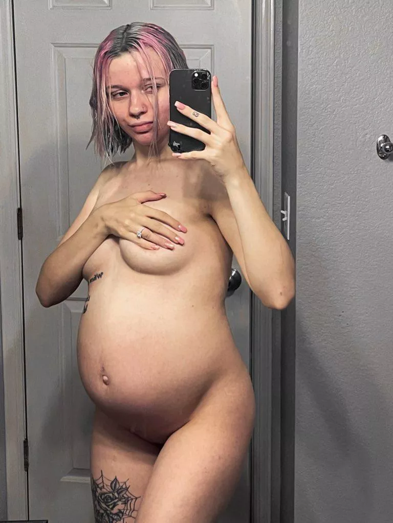 would you play with a real milf?;)