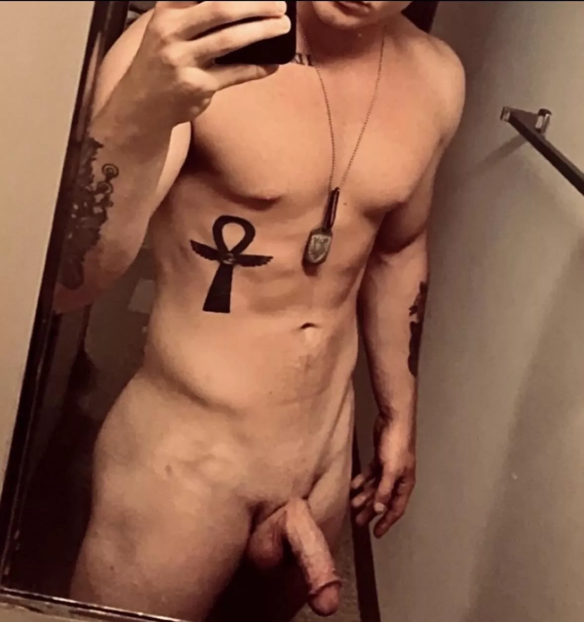 27M Experienced bull for hotwife Raleigh, NC