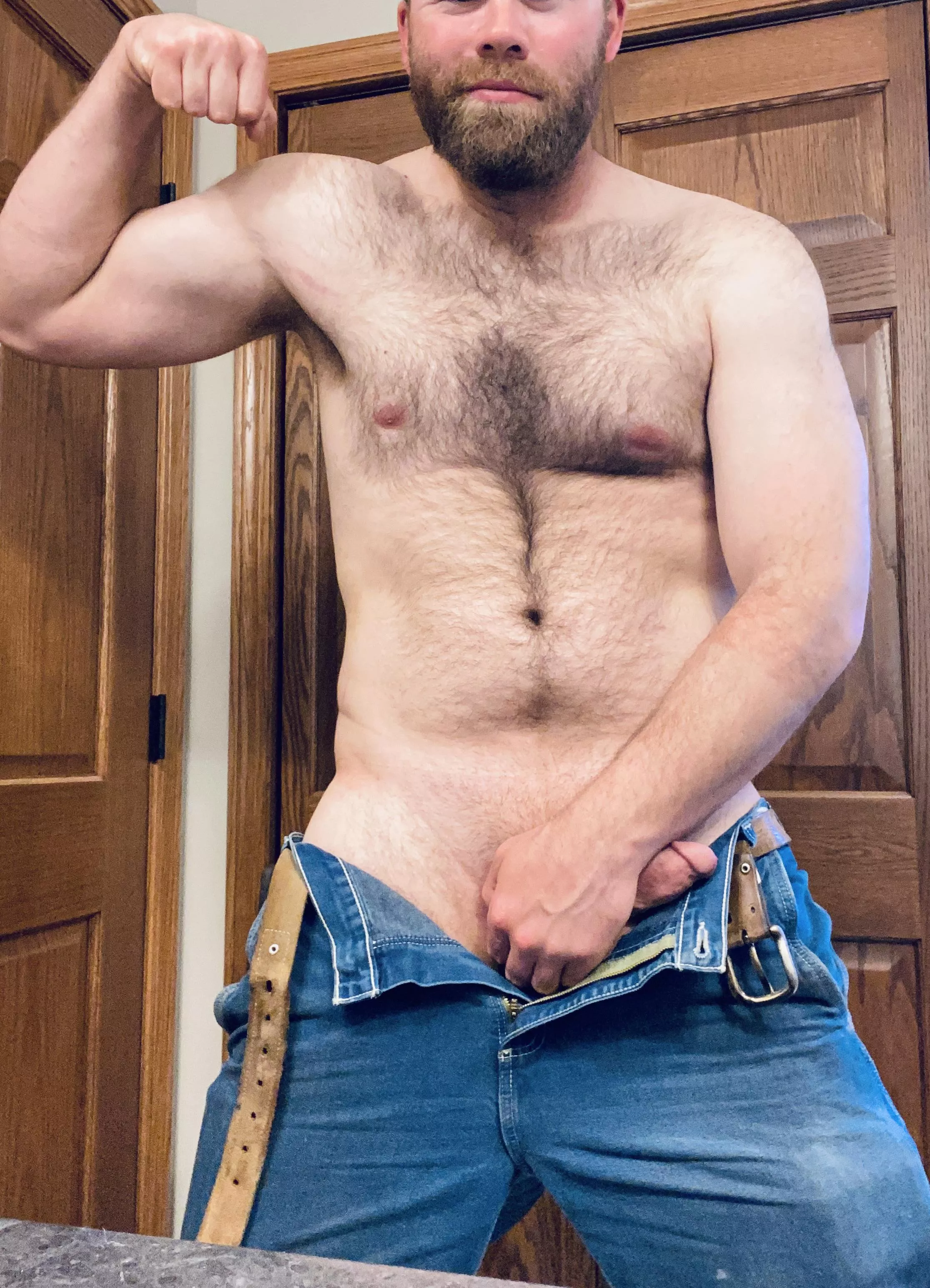 Another work day in the books….who needs a 6’5” dadbod for the evening?