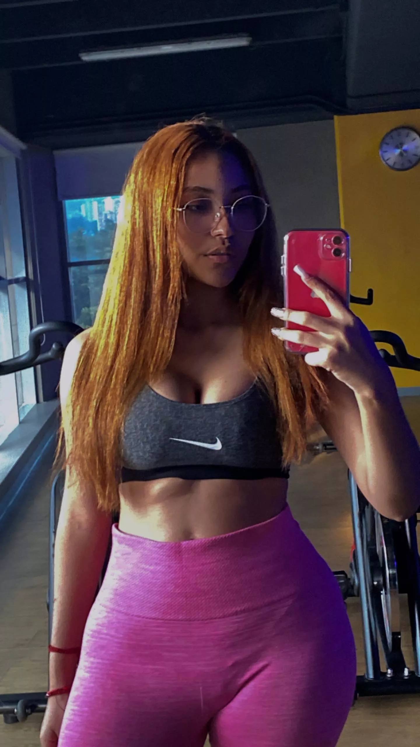 are you into 5'3 latina's?