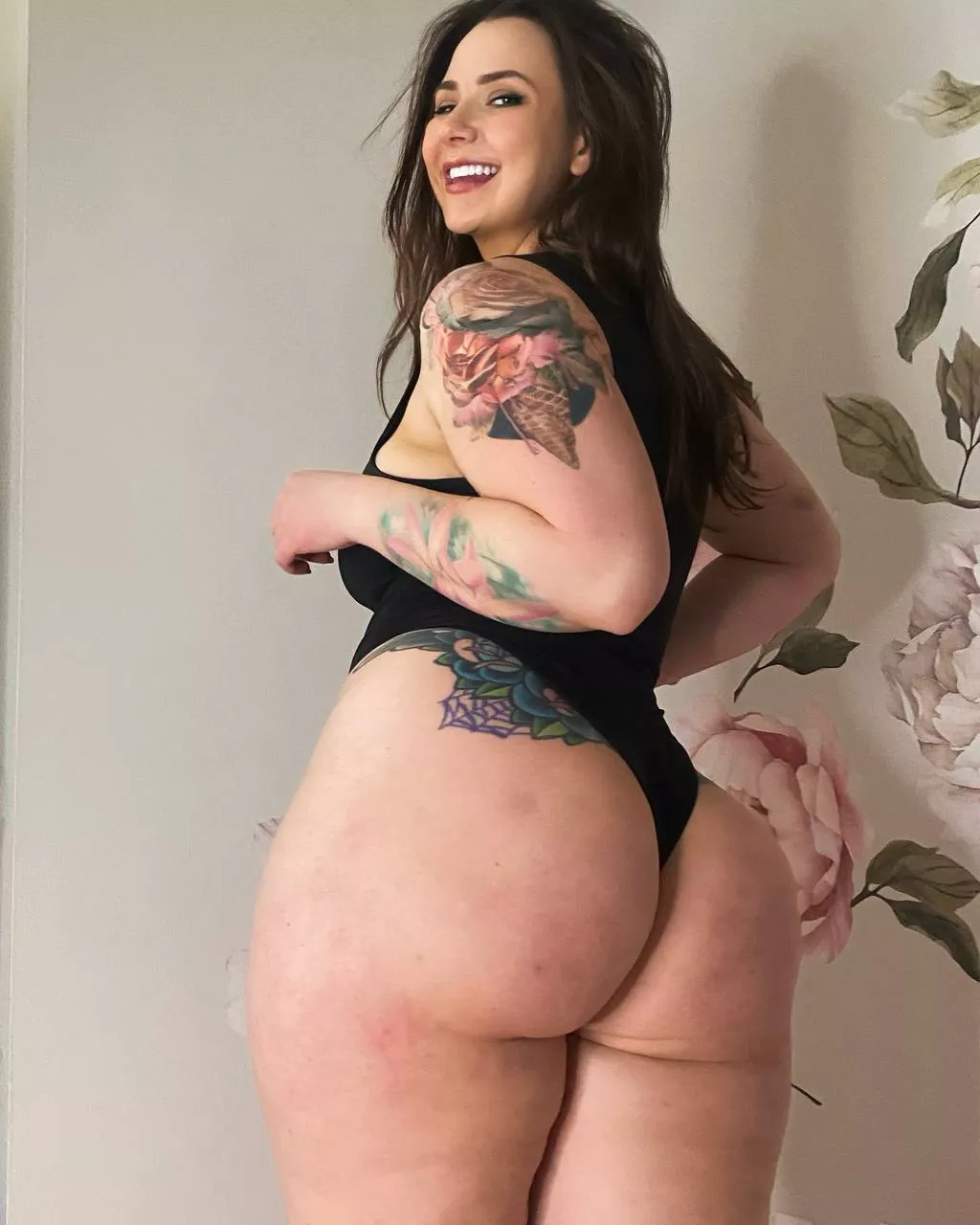 Bodysuits are amazing for big curves