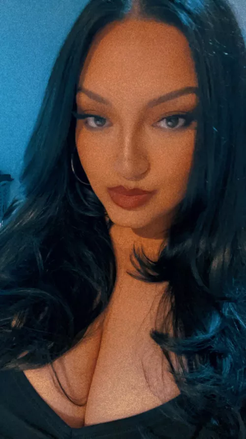 Can I send you selfies everyday, yes or no? 🤭