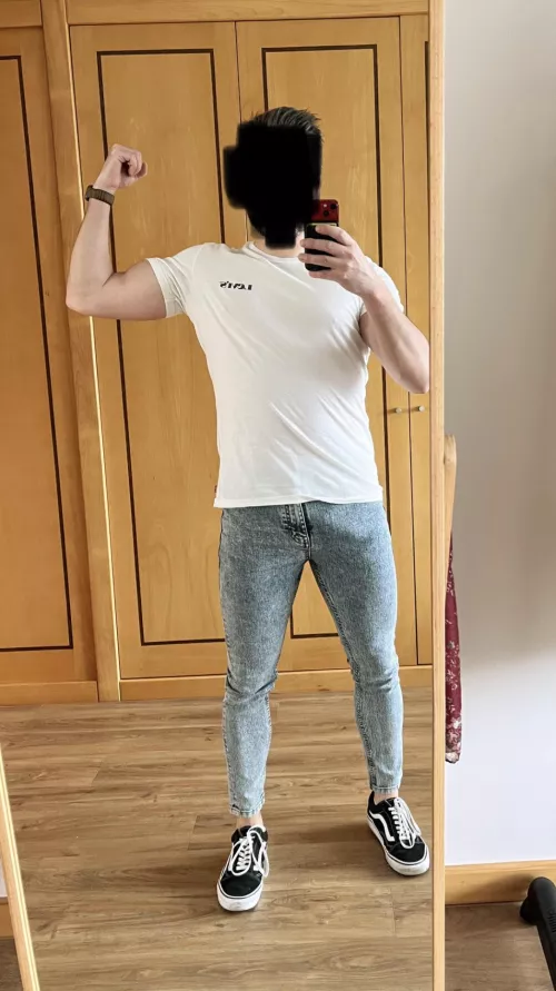 co workers said my new pants fit me nicely 😅