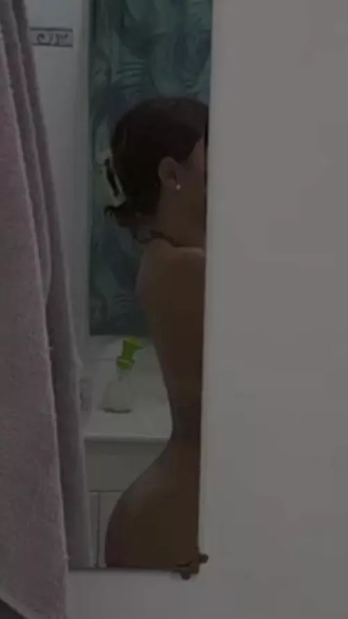 Do u like my (f) nude body