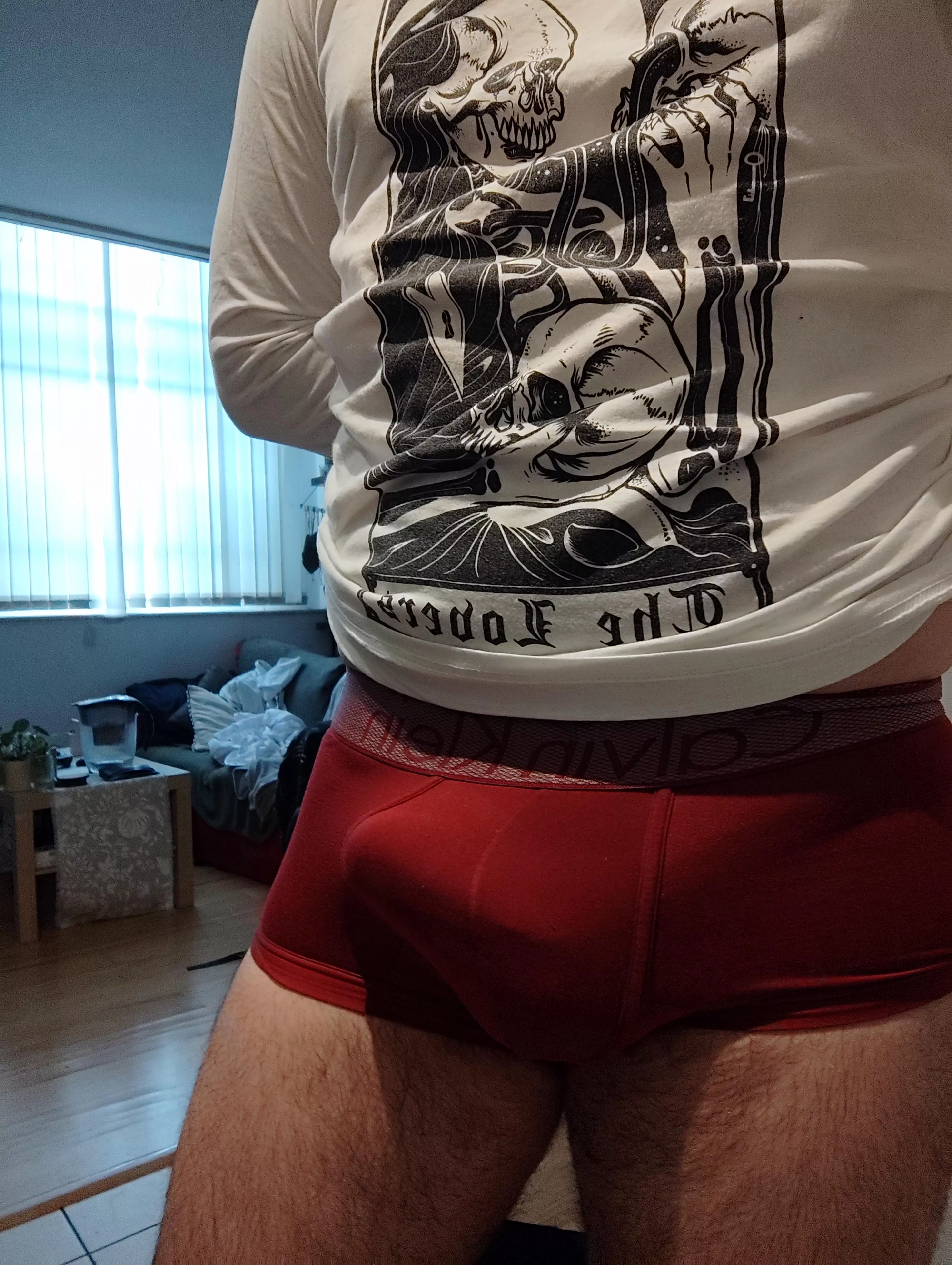 Do you like tight red underwear?