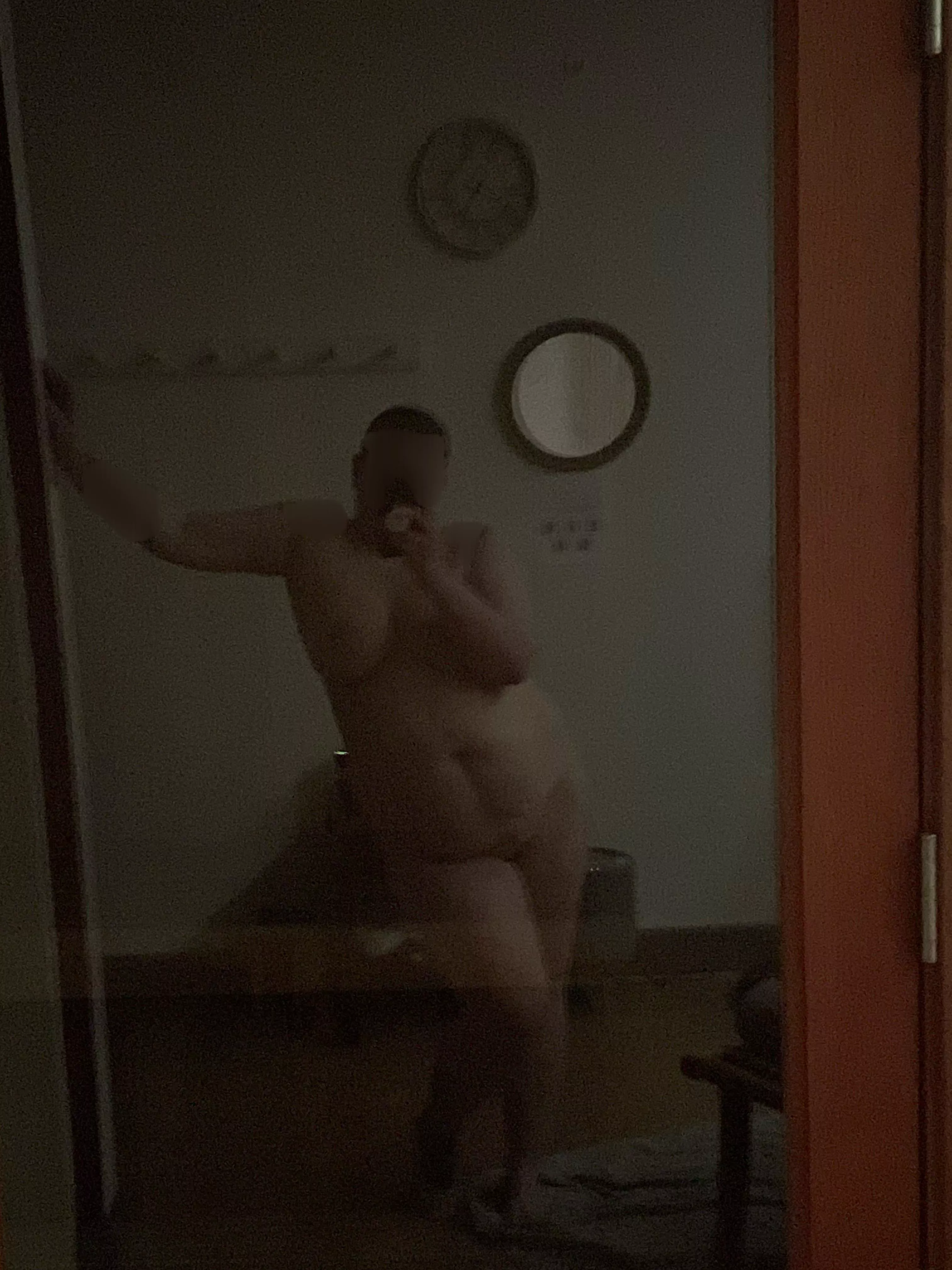 F40, 5’3”, 215lbs. First time actually posting a full length nude. Curious of your thoughts? Pushing myself out of my comfort zone. Carpe Noctem!
