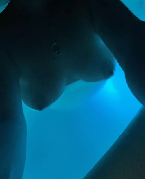 Finally free 😘 DMs open to chat 😉