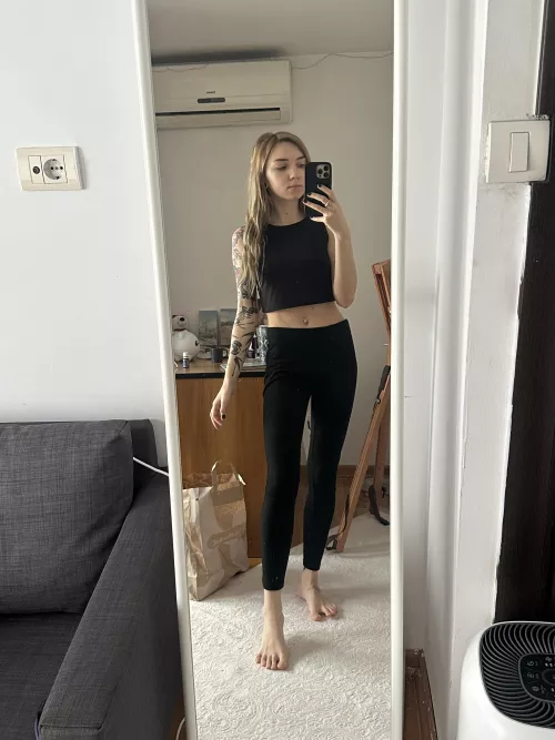 [f]The warm weather on the street allow me dress like this