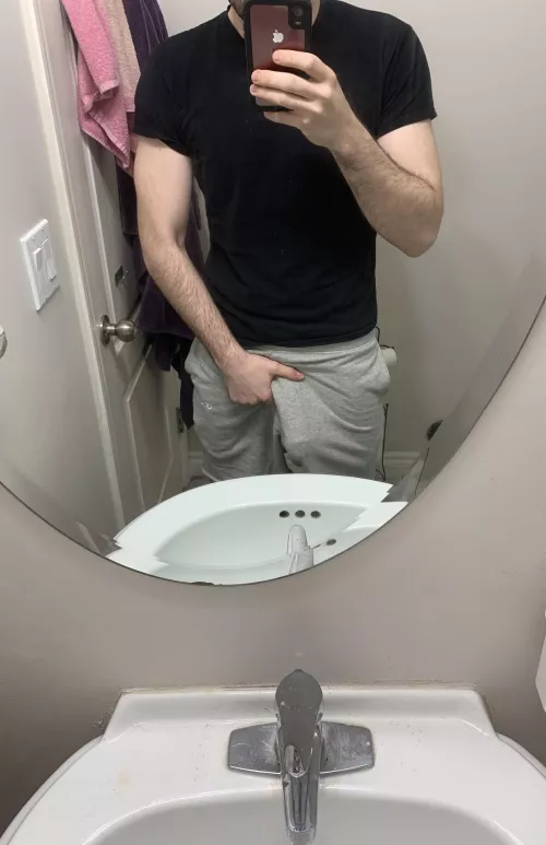 Grey shorts always help the bulge ;)