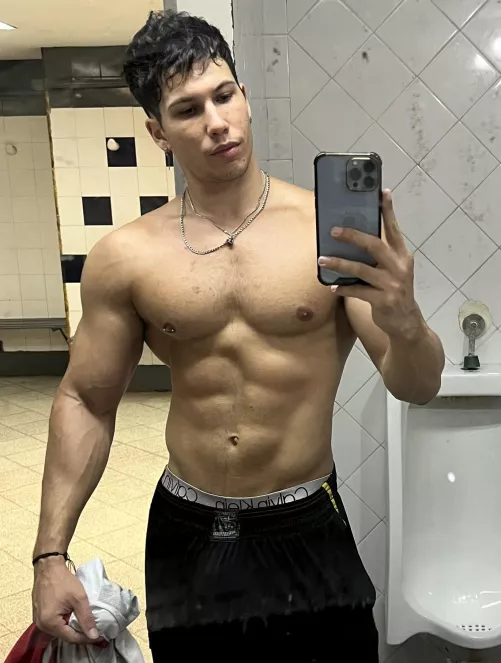 💪🏻😏 hard style