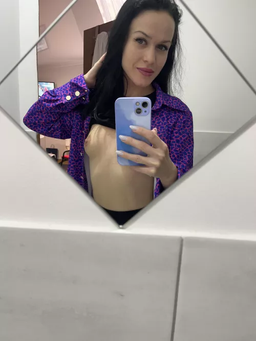 Hi, do you think I’m cute enough to fuck?