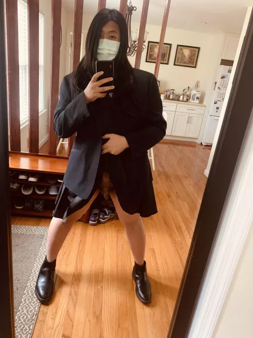 I can definitely take on multiple men (in a fight ;3)