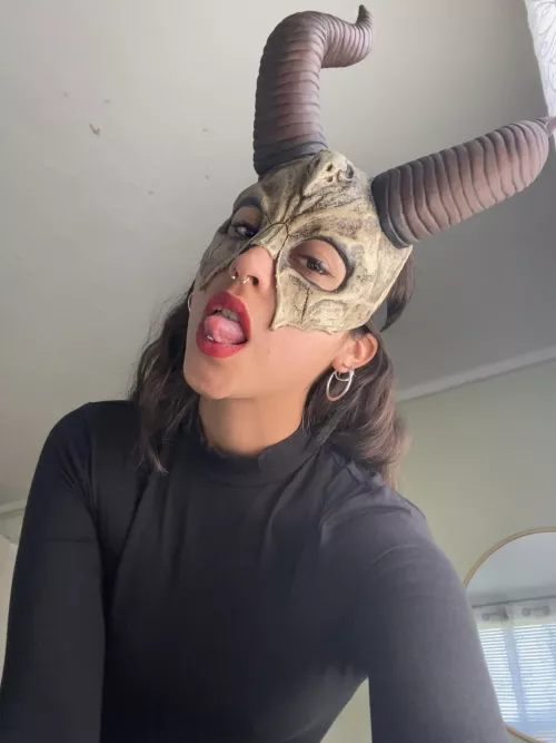 I know you want to see your goddess naked