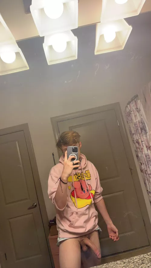 I see you there.. touching yourself..