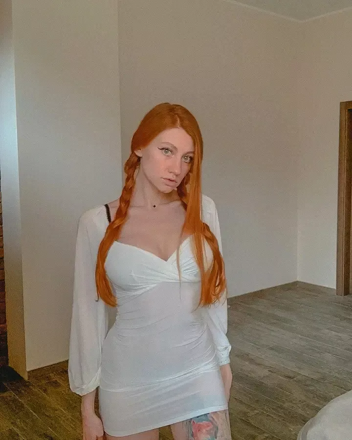 I want slaves to beat them, mistreat them, do everything I order like good fucking bitches [DOMME]