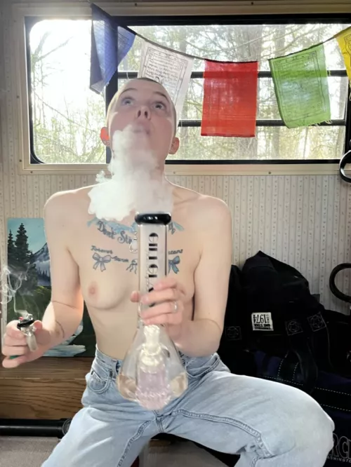 Is it just me or does that smoke cloud like like a penis? (F)