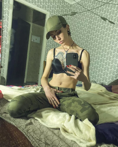 say hello to my tummy