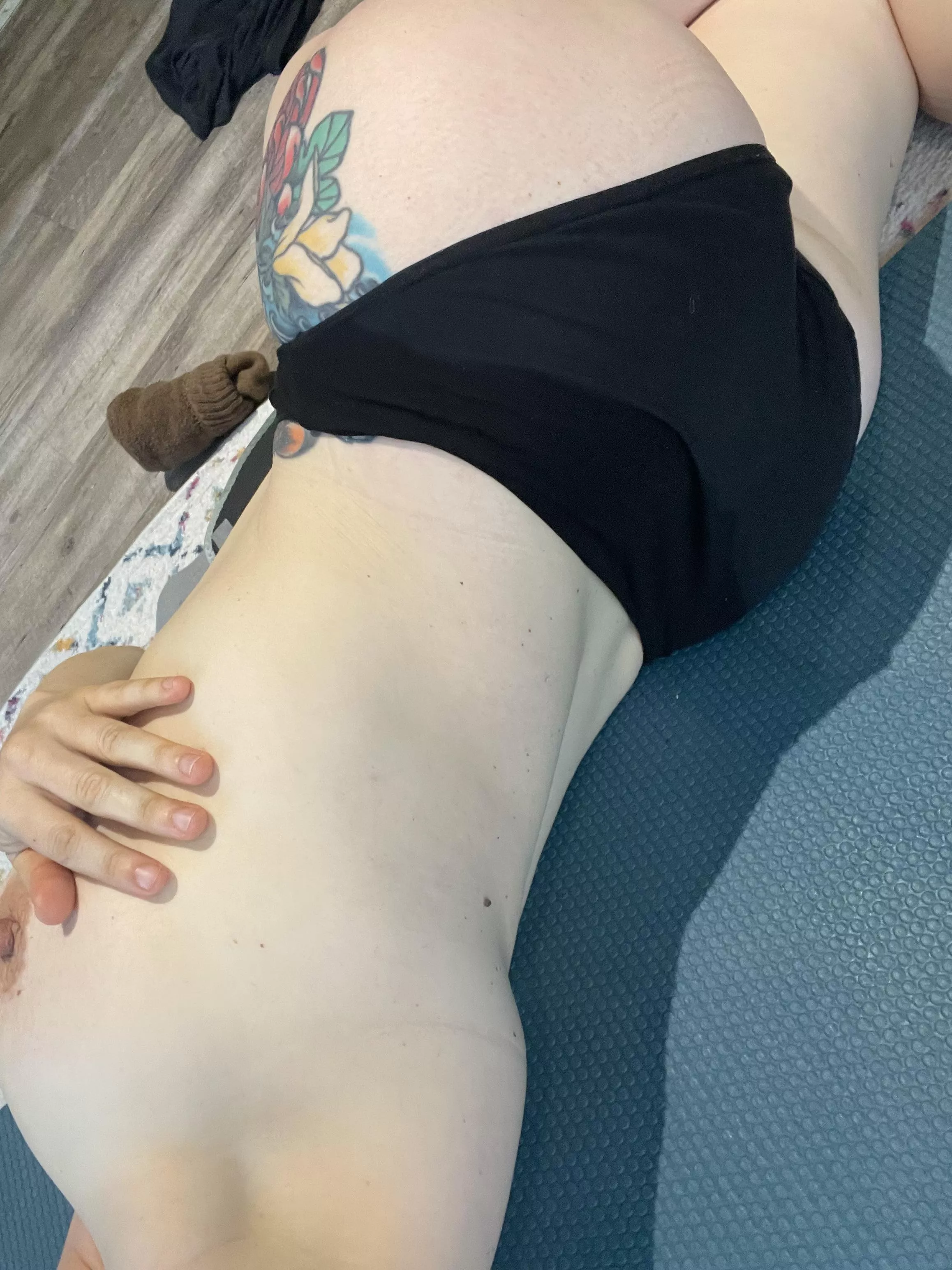 Small waste solid booty. Yum?