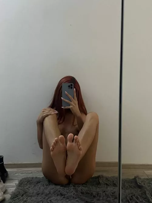 Sucking my toes good allows tongue explore extra deep OC