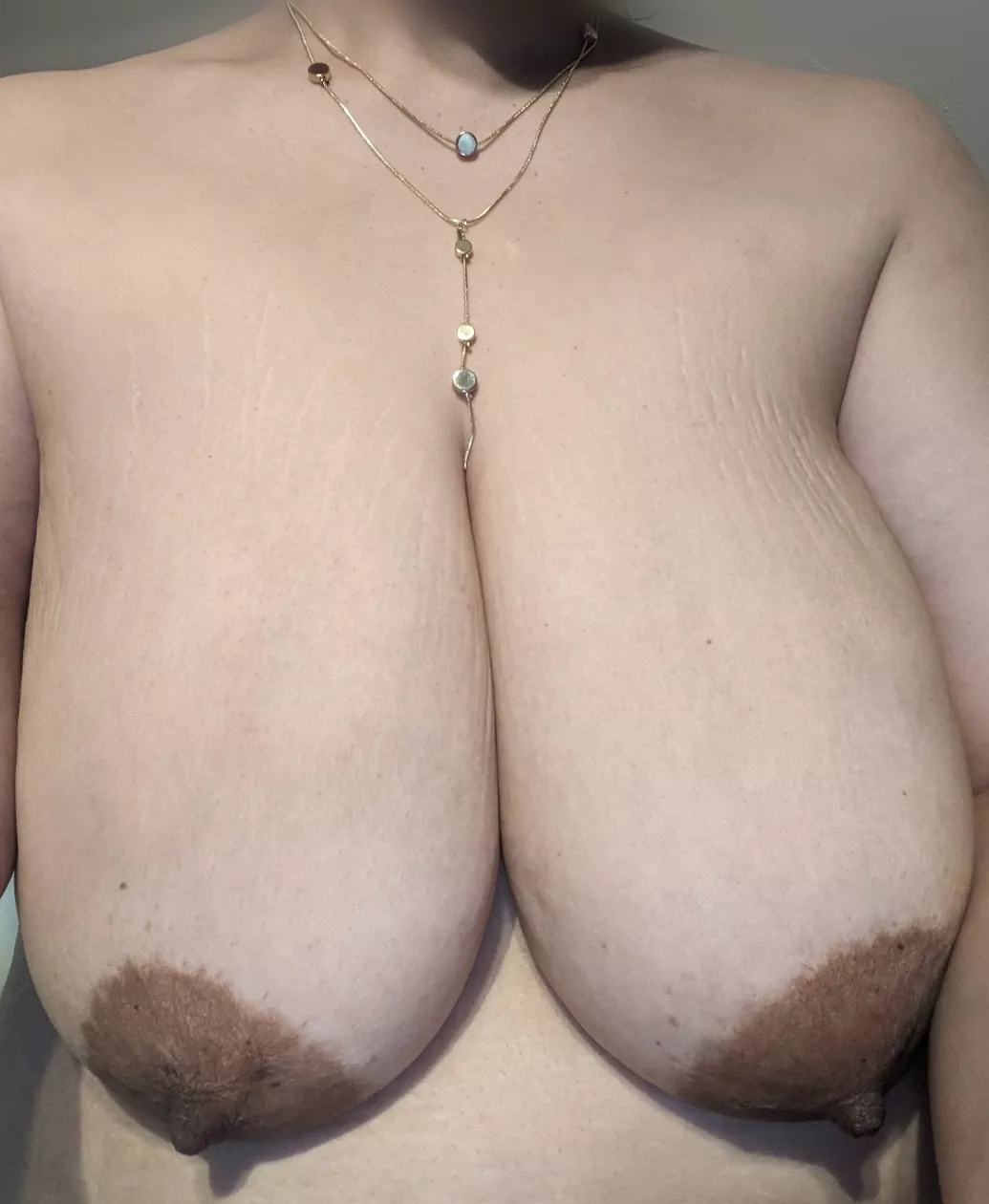 This would be a good necklace for a first date, right?