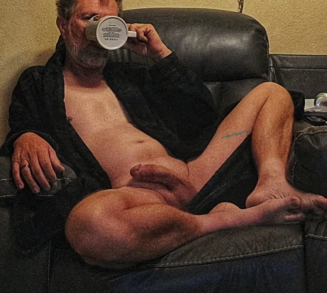 Watching Mandalorian before work