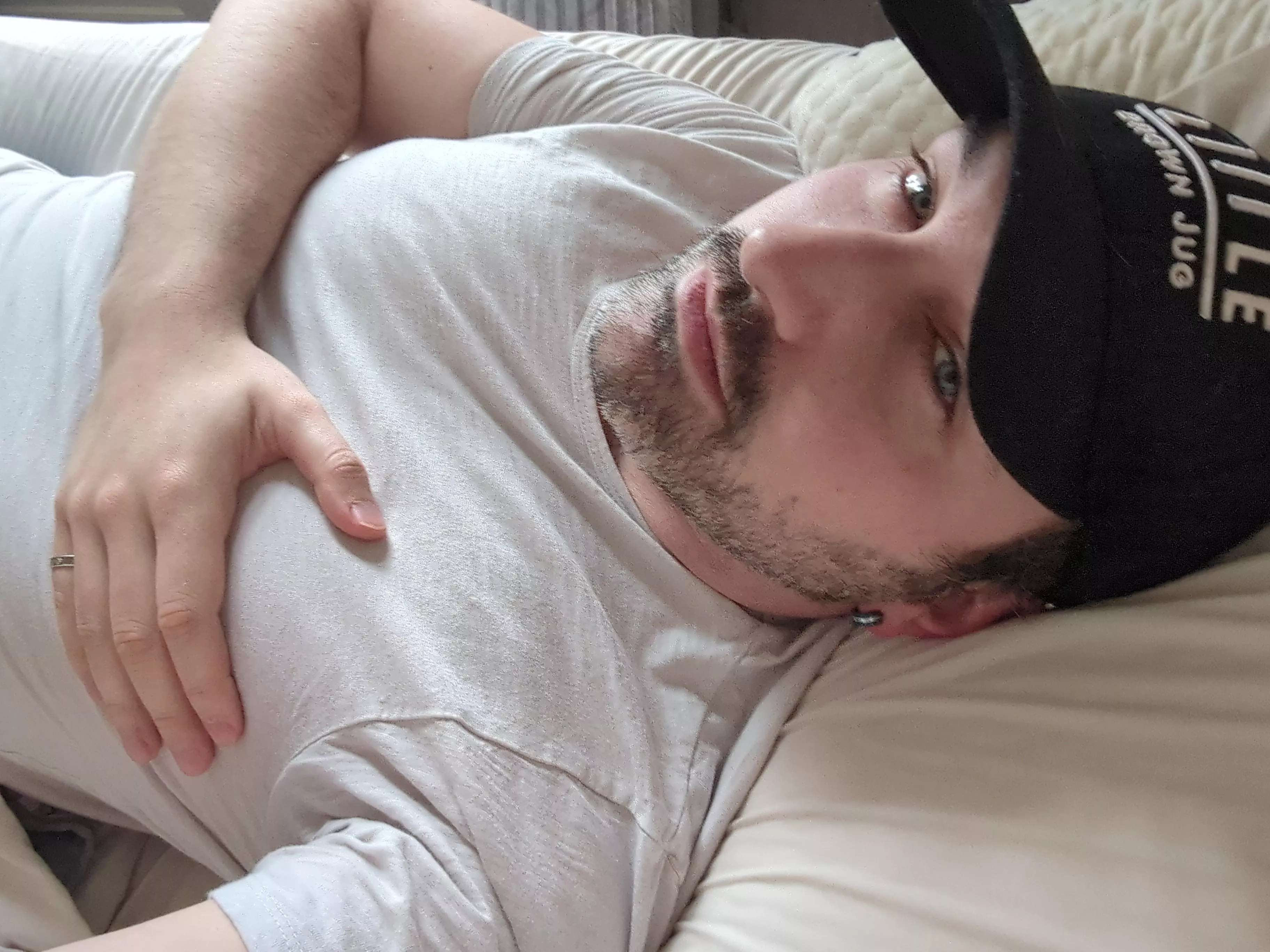 We made it to Friday! It's gloomy outside though, do I have to get outta bed for work?