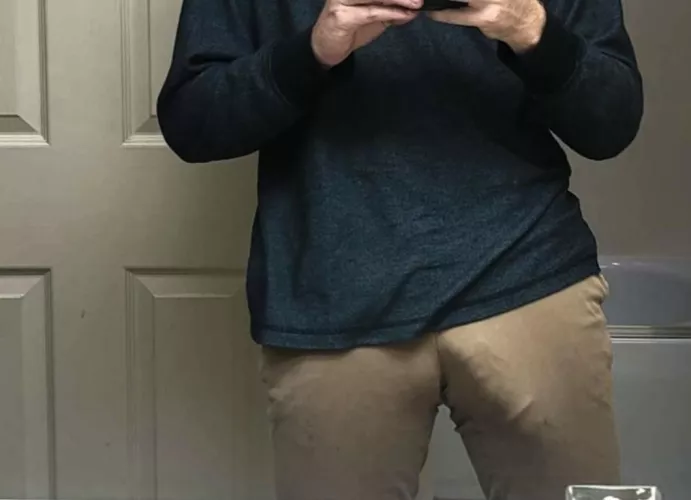 Where should I show this off outside my pants? Or dm me