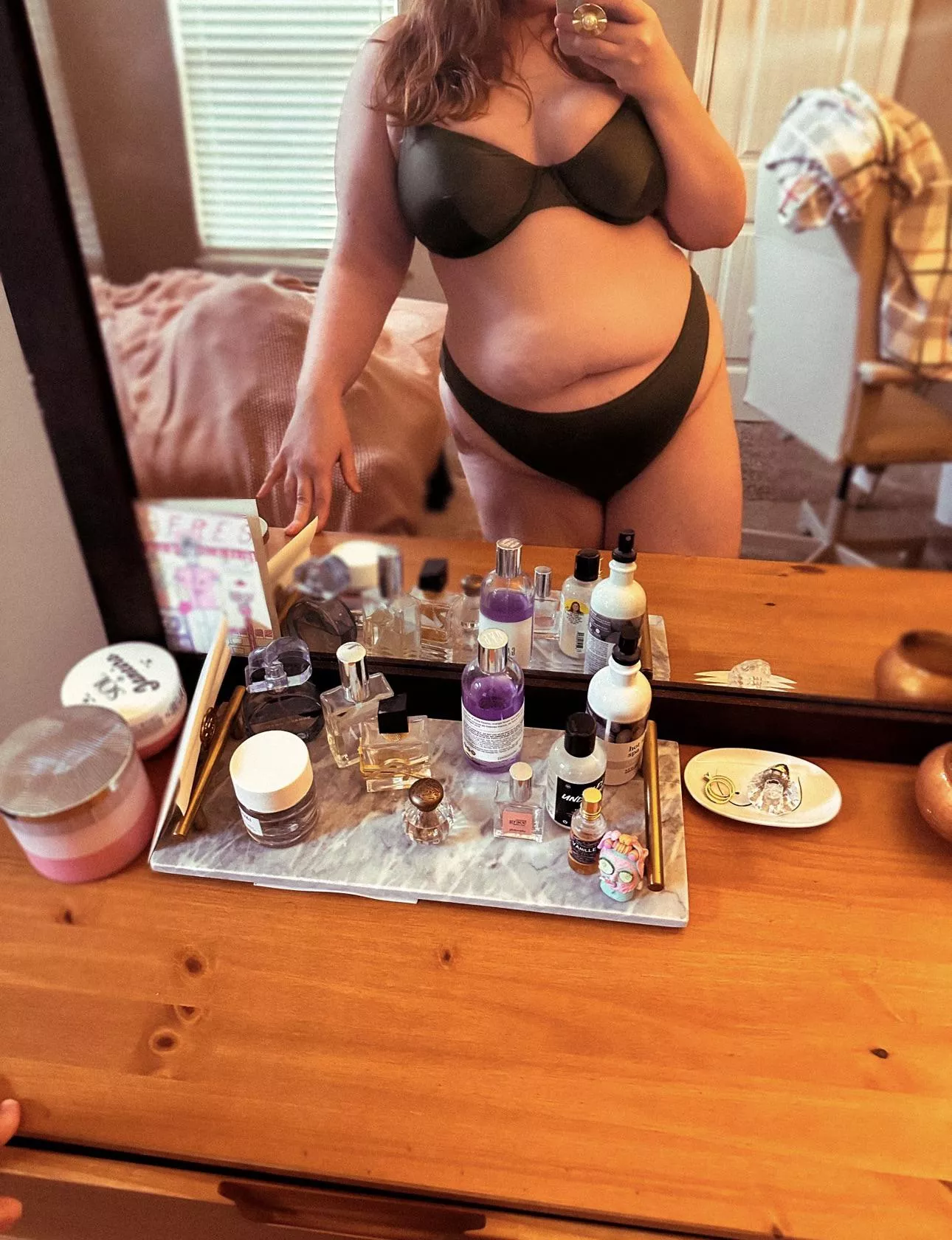 who is tryin to take me out for chips and margaritas this weekend??