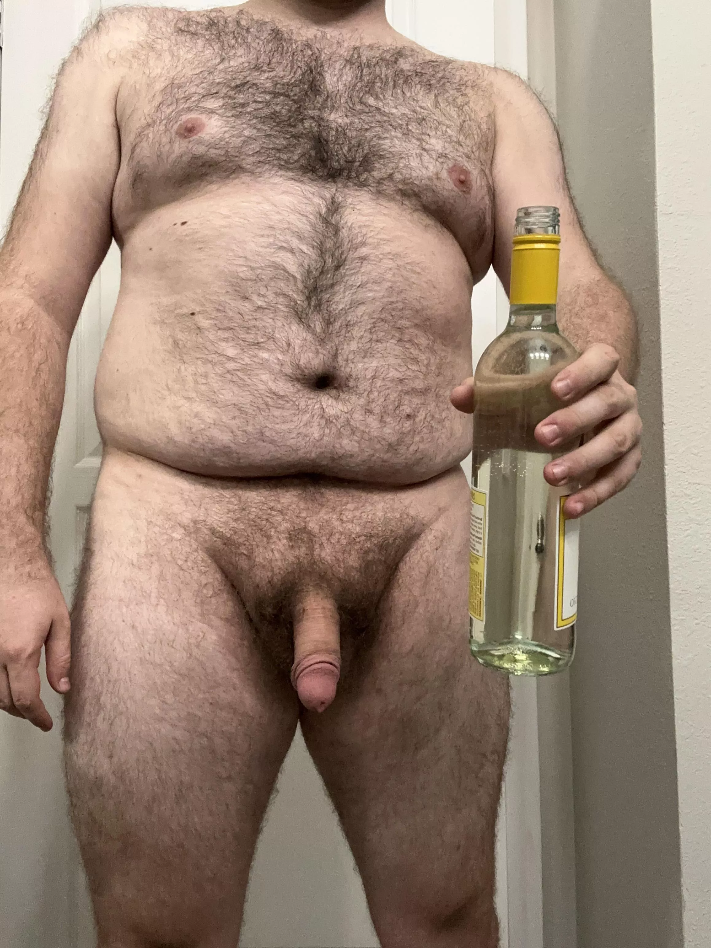 Who needs glasses, let’s just drink from the bottle 🥂