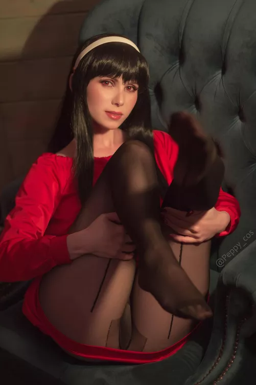 Yor Forger cosplay by Peppy_cos