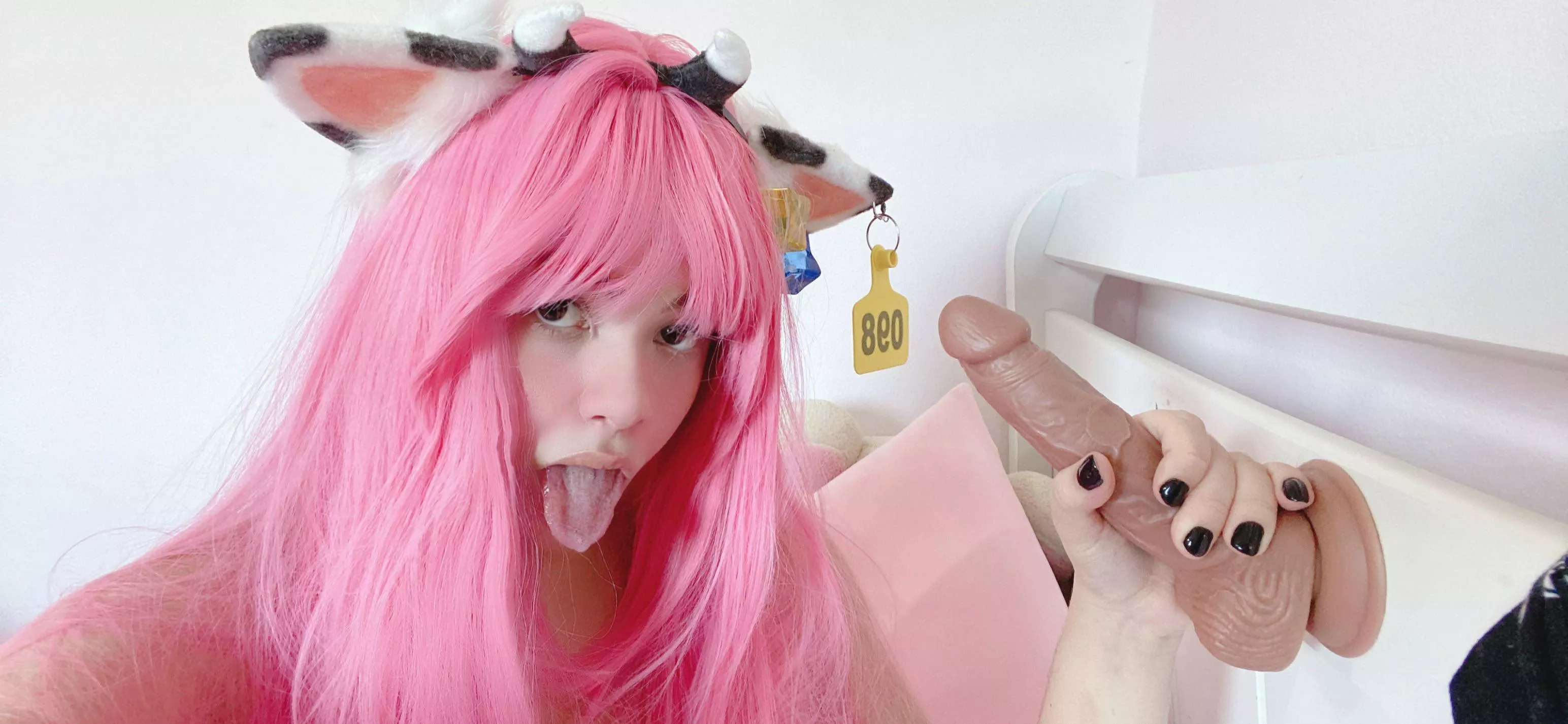 your dick would be happier in my mouth, believe me!