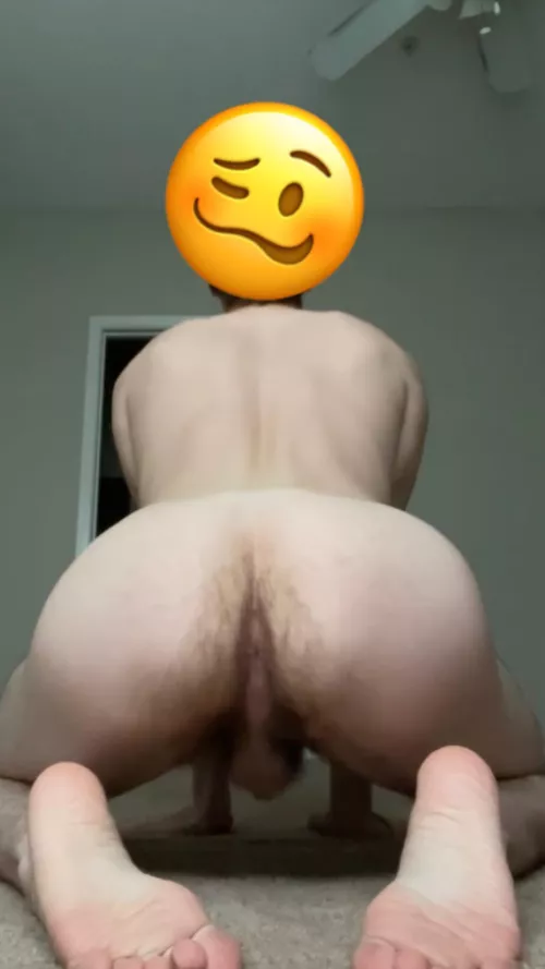 21 small dick obedient fag, curious about getting exposed Snap: xxthrownkl