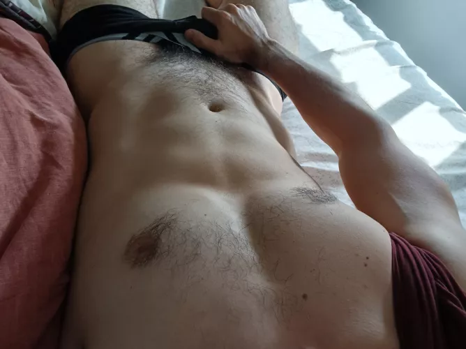 24 good looking crossfit guy looking for a similar jo buddie that shows face too. Bearded or blonde++ sc: Craigrichey19