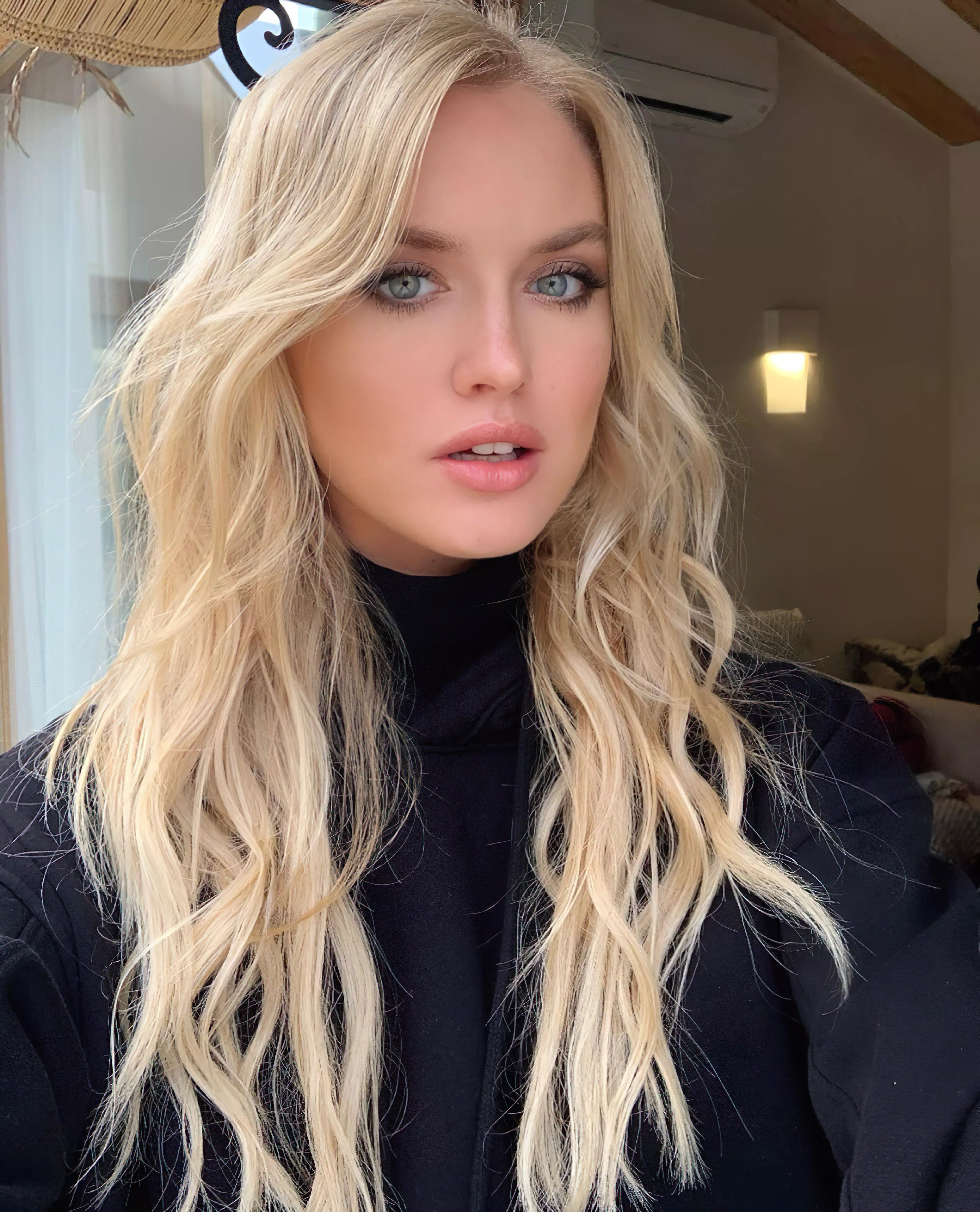 Alberte Valentine Christensen