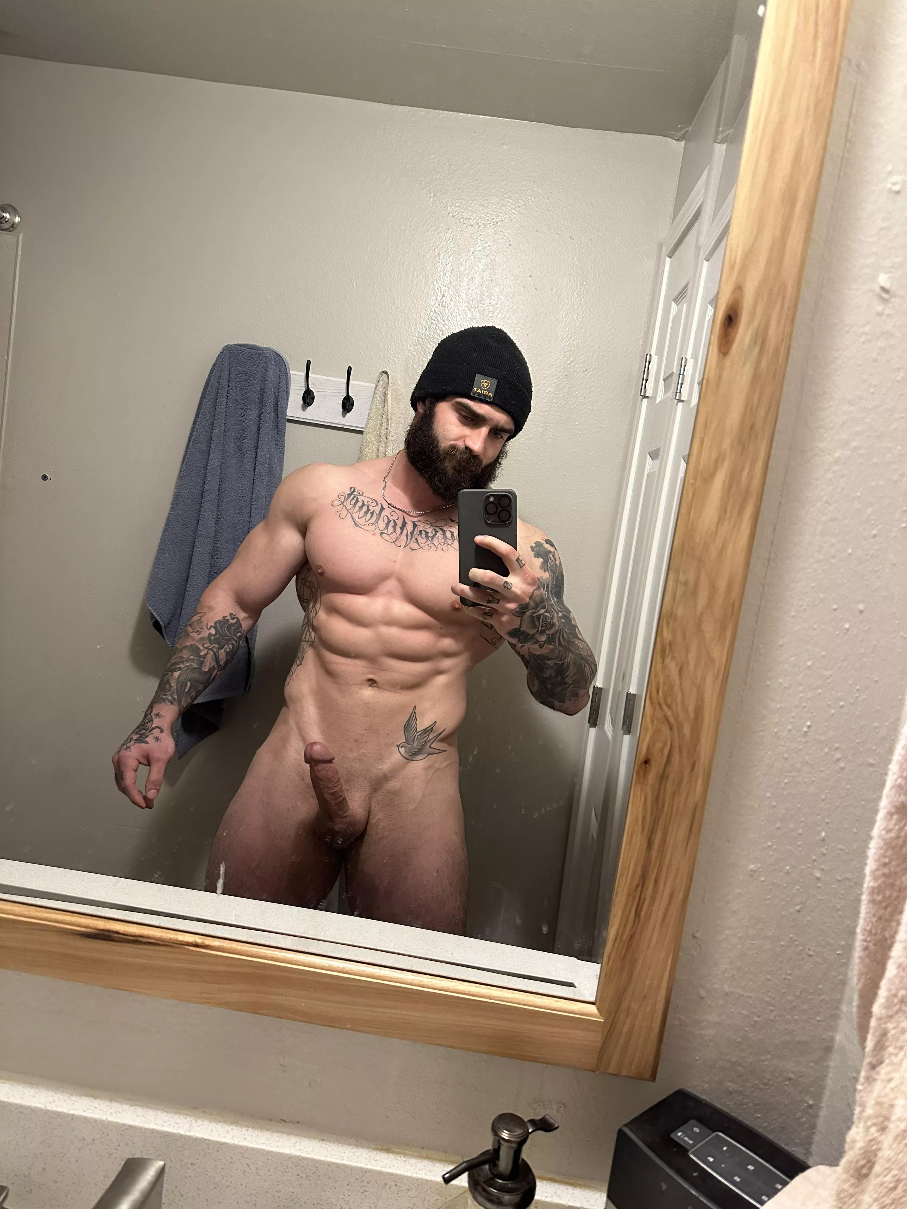 BBB: Beards, beanie, boner