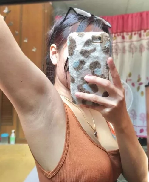 Care to take a sniff for me😜