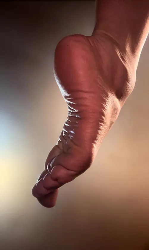 Count the wrinkles slowly