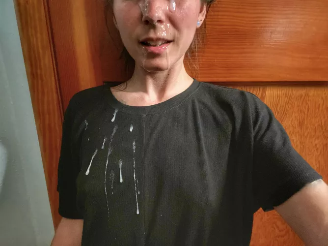Cum shows up really nice on this top 😏 (f) OC