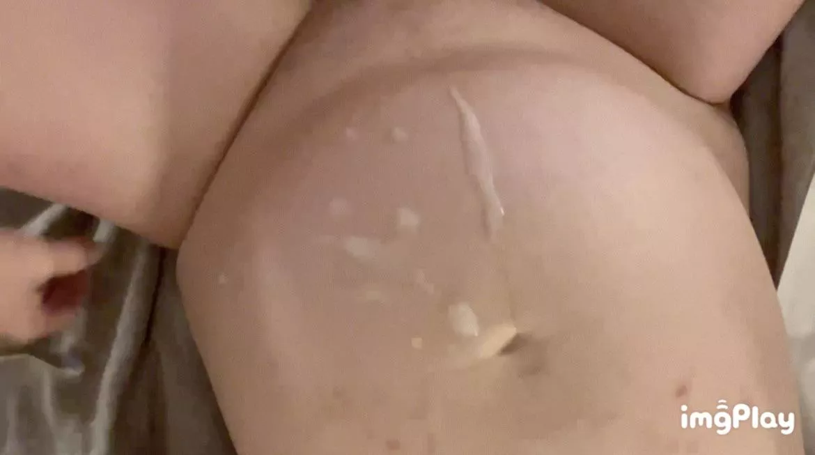 He loves cuming all over my pregnant body 💦 you next?!