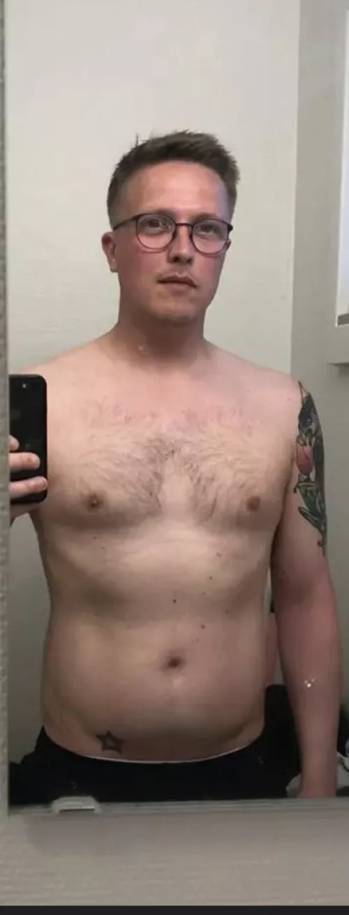 Hi - Jesper, 37 from Denmark