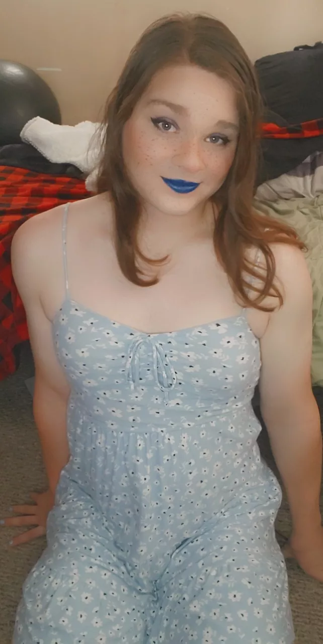 I absolutely love this dress, it makes me feel so pretty