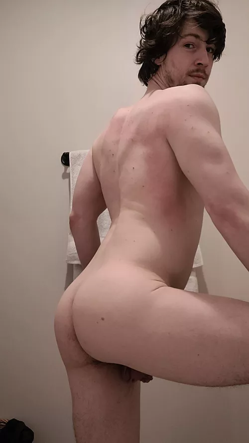 I need help washing my back in the shower. Anybody willing to help out?