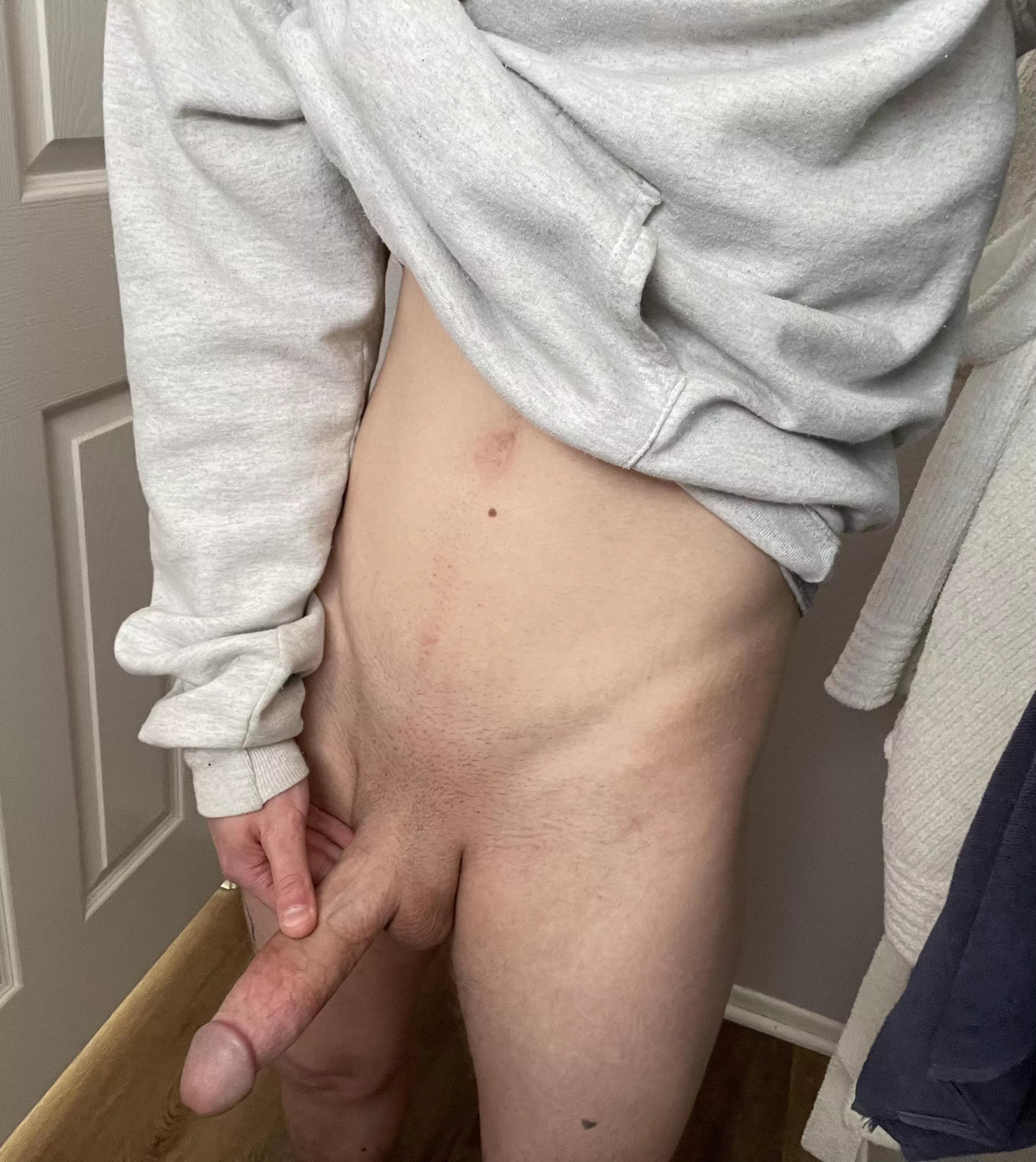 I ran out of toilet paper, anyone wanna bring me some? 😈🧻